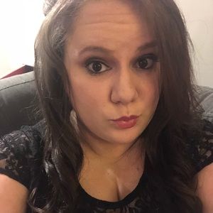 Meet your Posher, Kaitlyn